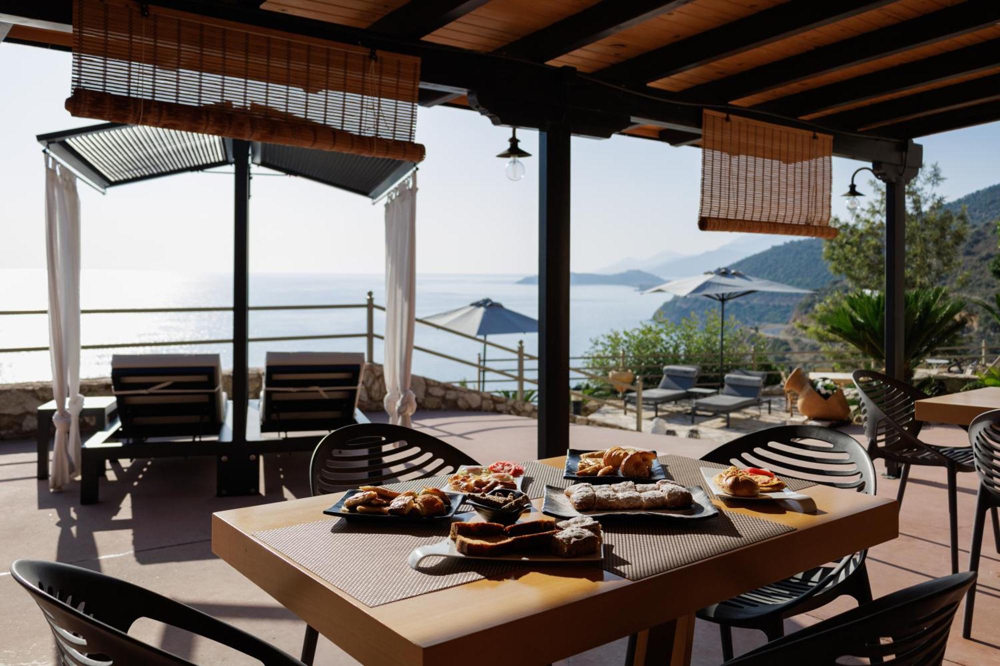 Blue Horizon Suites Parálion Ástros Eksteriør bilde