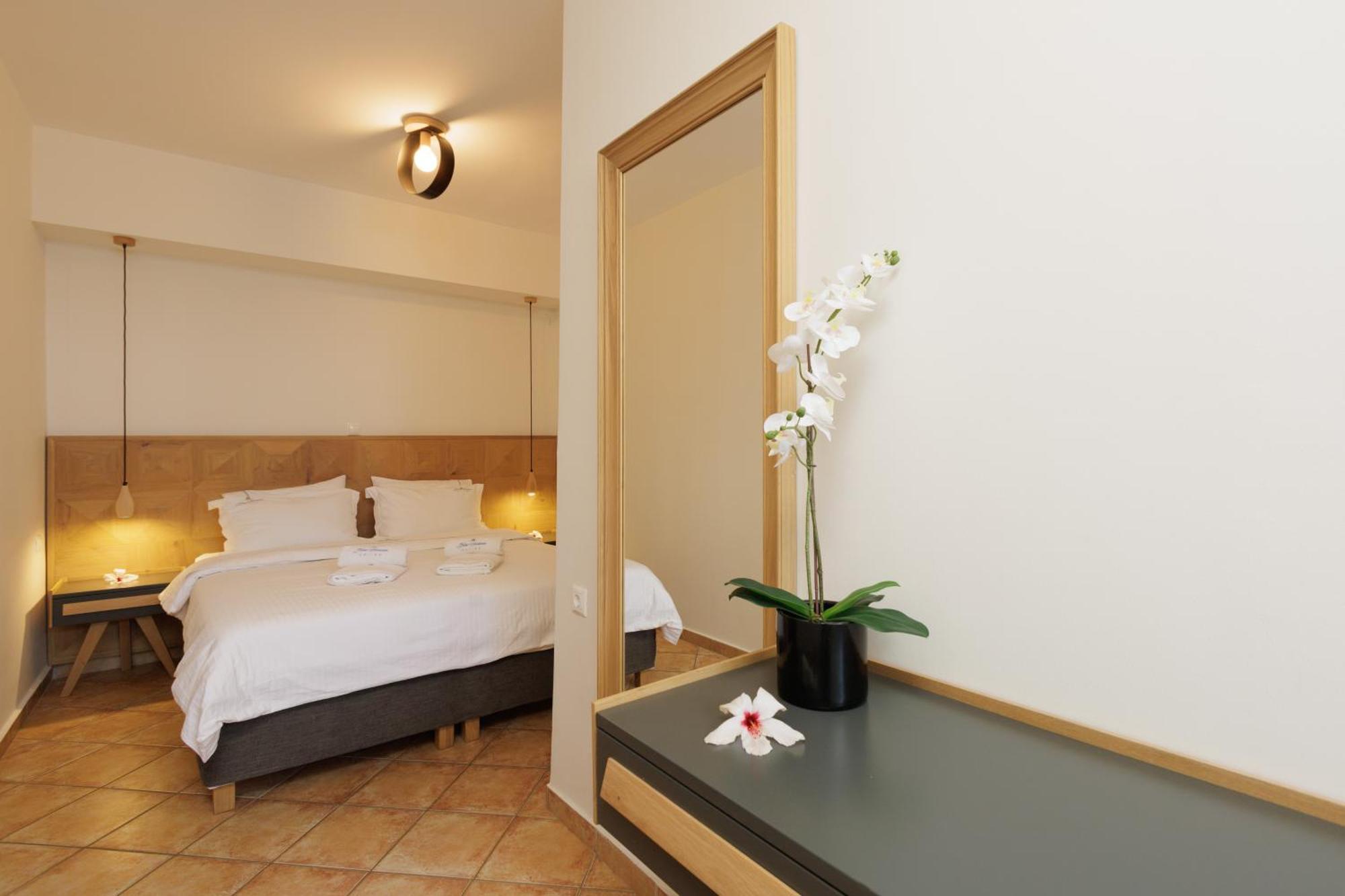 Blue Horizon Suites Parálion Ástros Eksteriør bilde