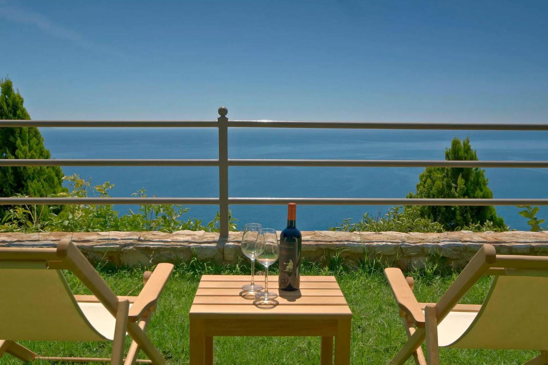 Blue Horizon Suites Parálion Ástros Eksteriør bilde