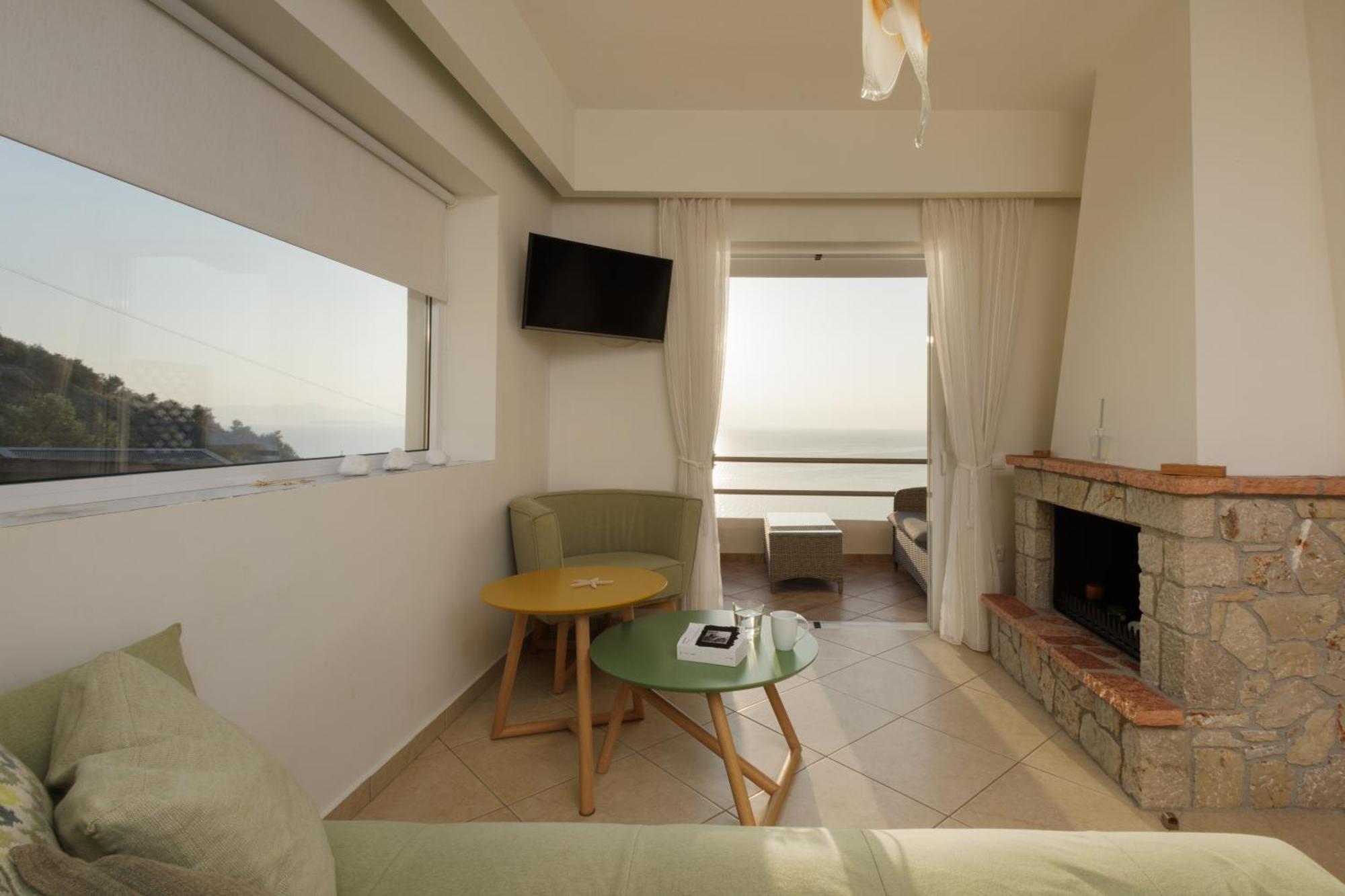 Blue Horizon Suites Parálion Ástros Eksteriør bilde