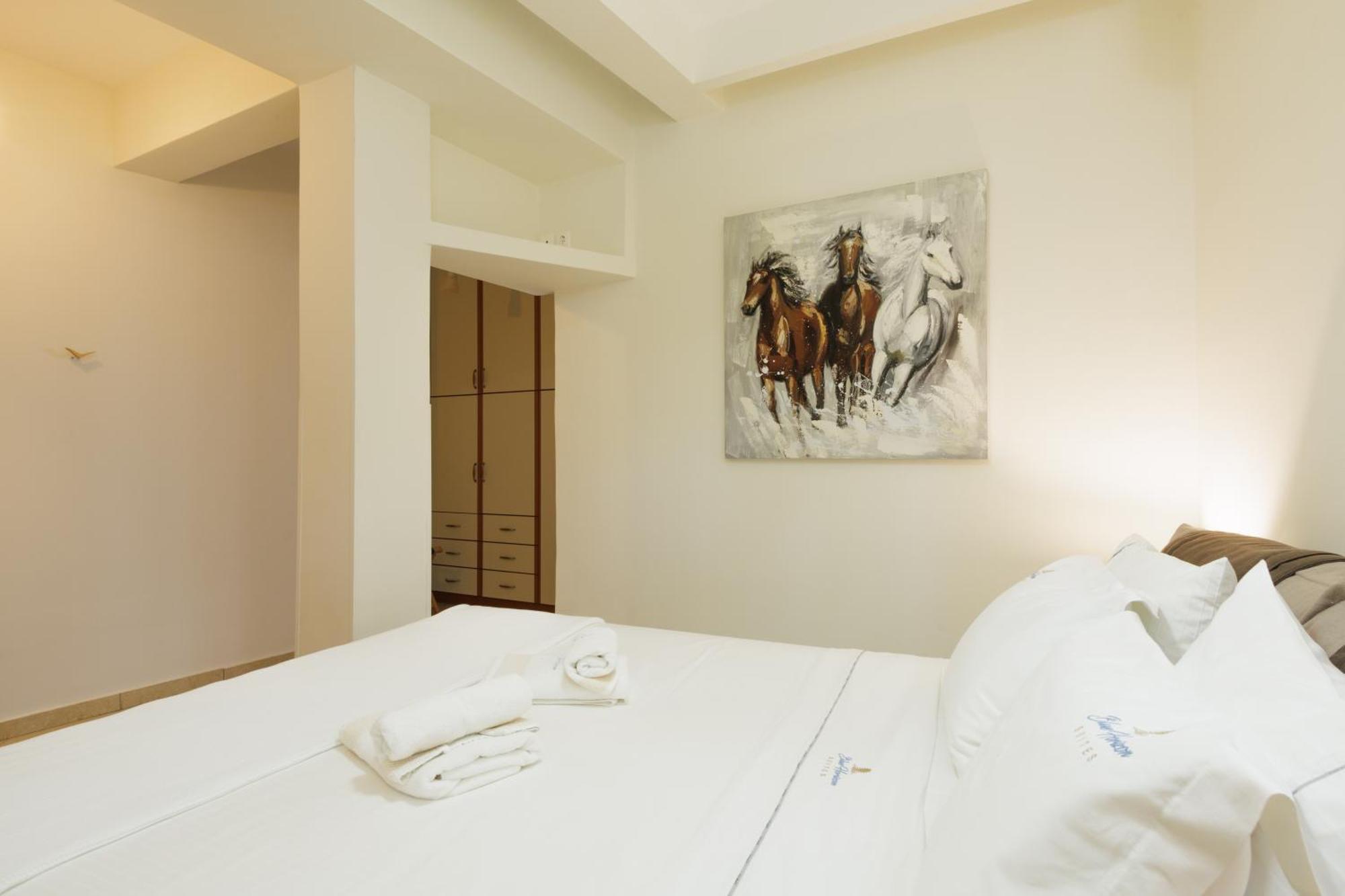 Blue Horizon Suites Parálion Ástros Eksteriør bilde